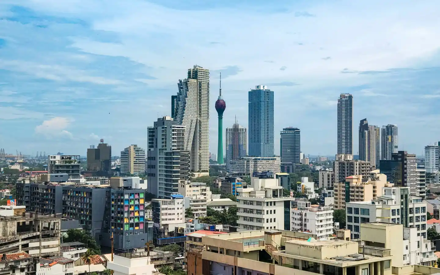 Colombo City Tour / Shopping / Departure