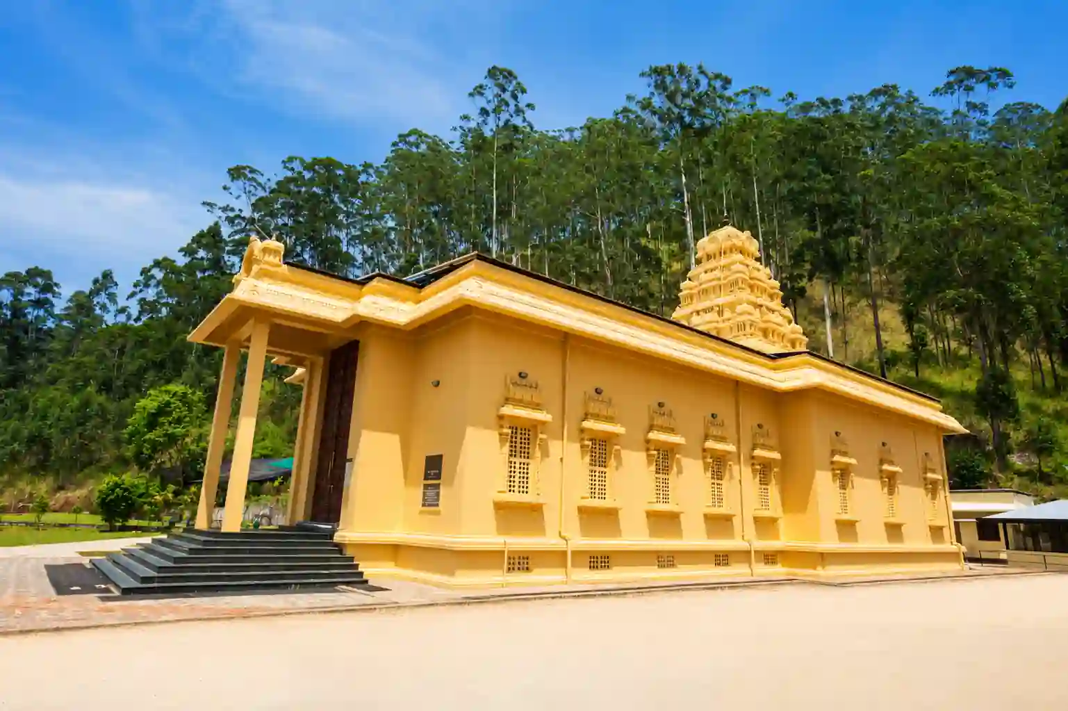 Hanuman Temple / Tea Factory / Ramboda Waterfall / Nuwara Eliya